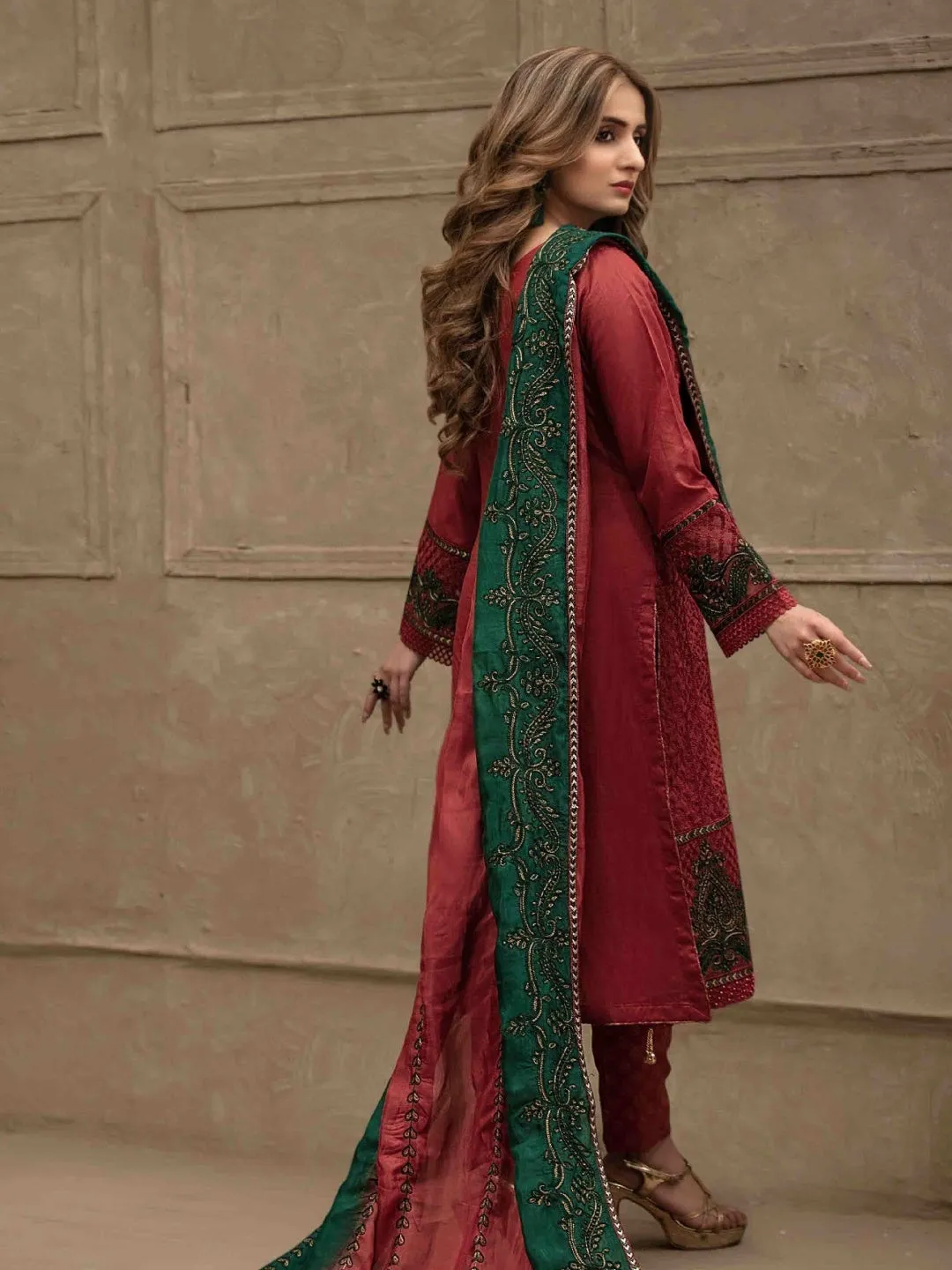 Aari Embroidered Lawn