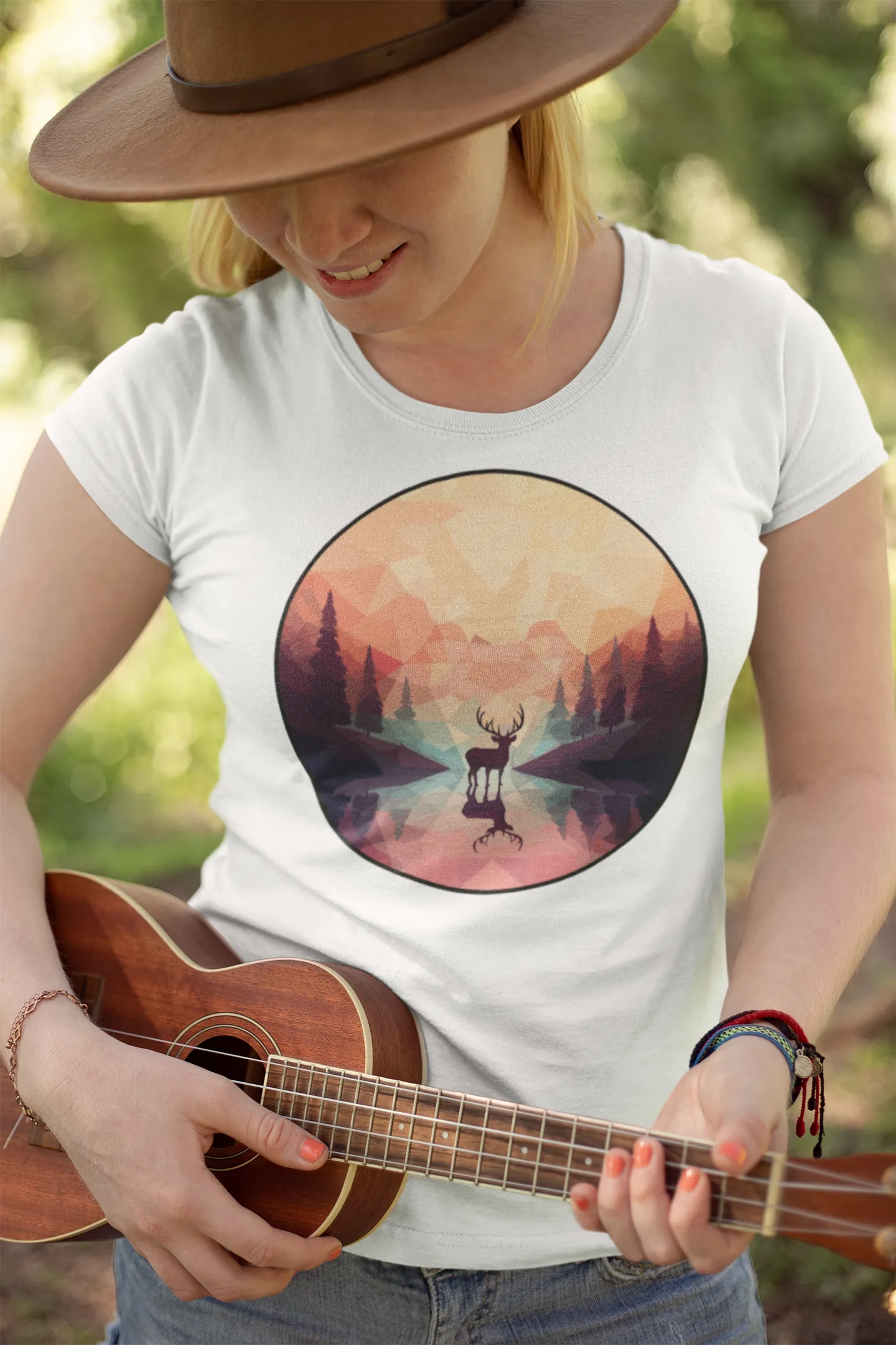 Damen T-Shirt mit Hirschmotiv "Hirsch am Bach"