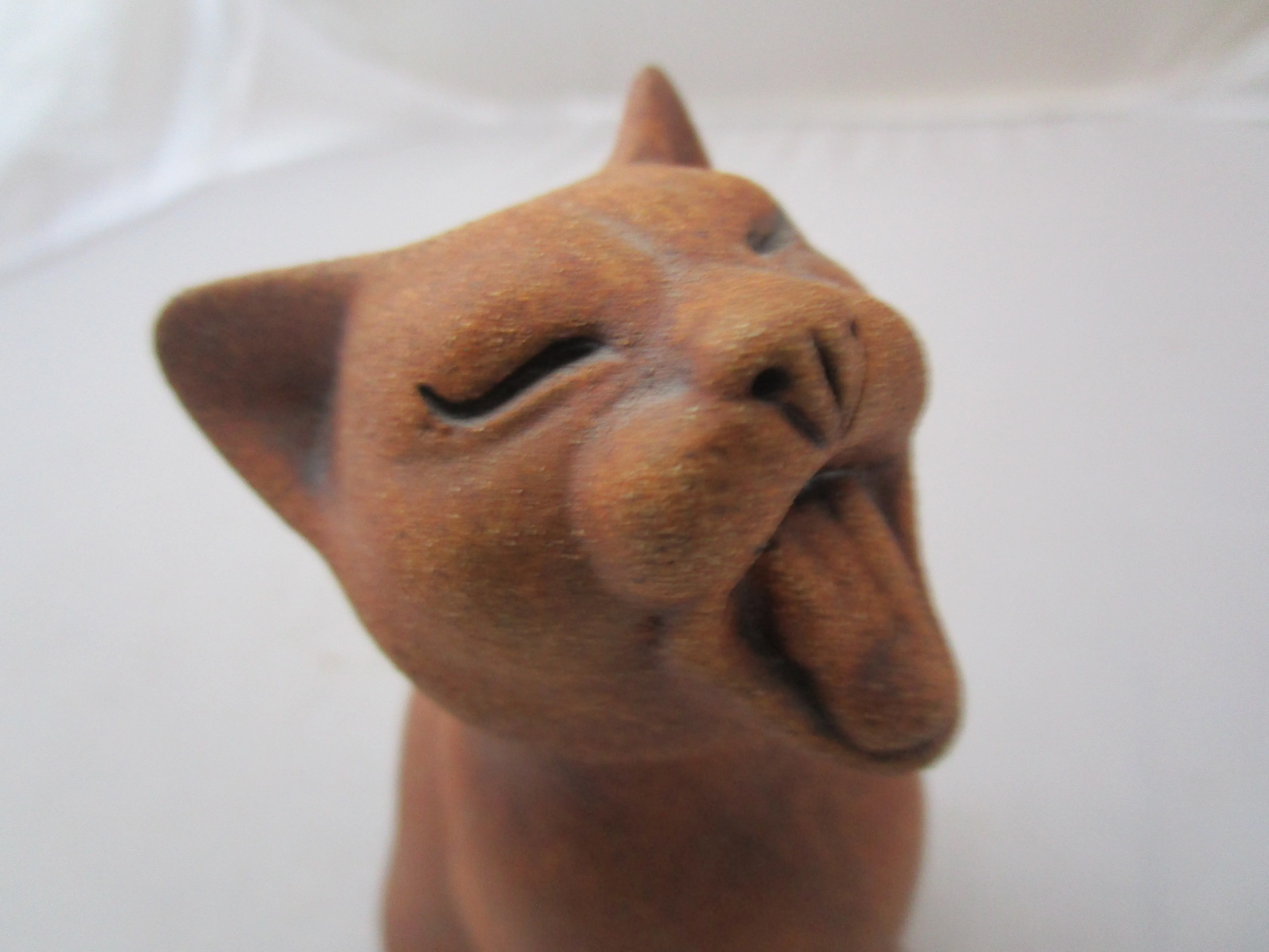 Early Suzie Marsh Pottery Yawning Cat Sculpture Vintage c1990