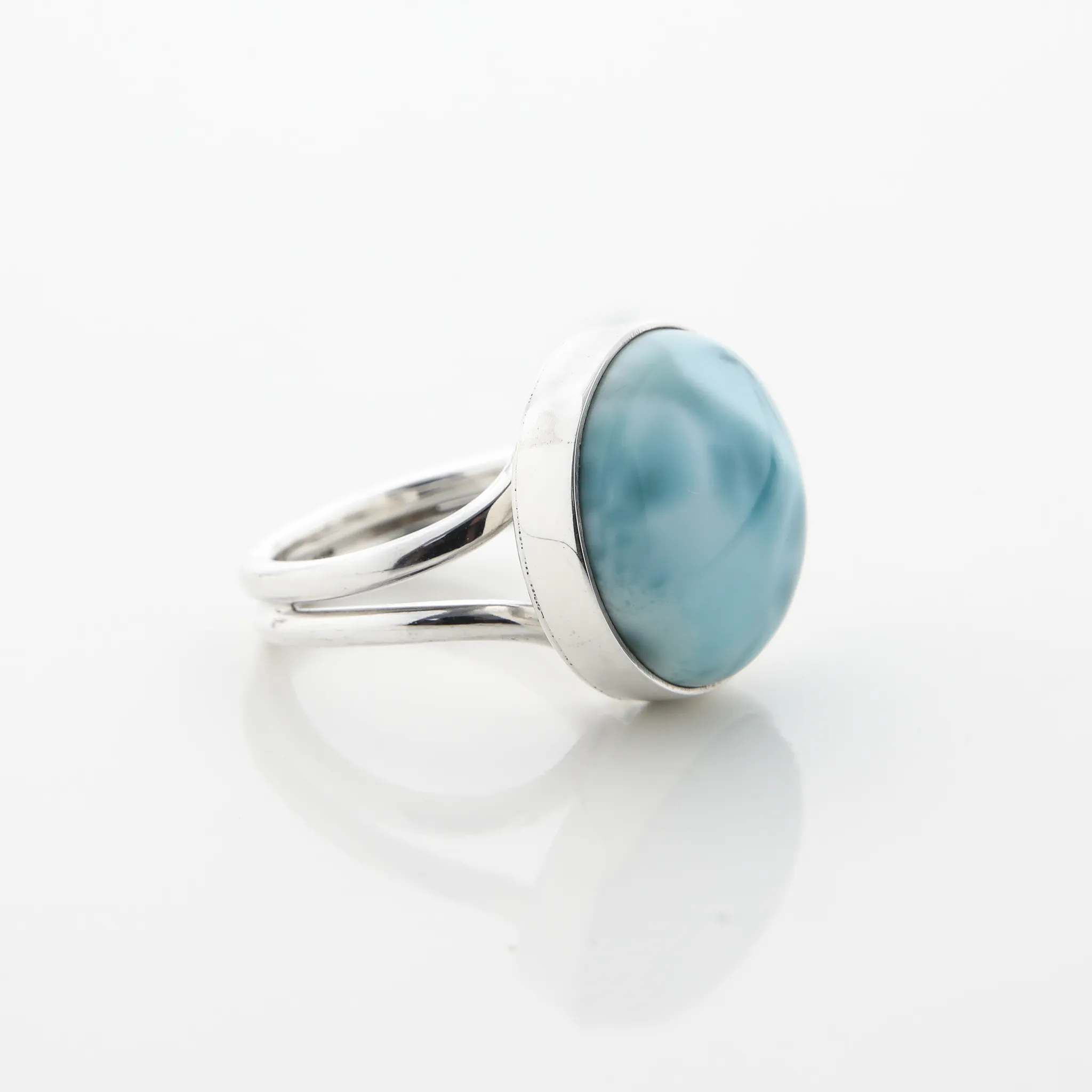 Larimar Ring Amarilis