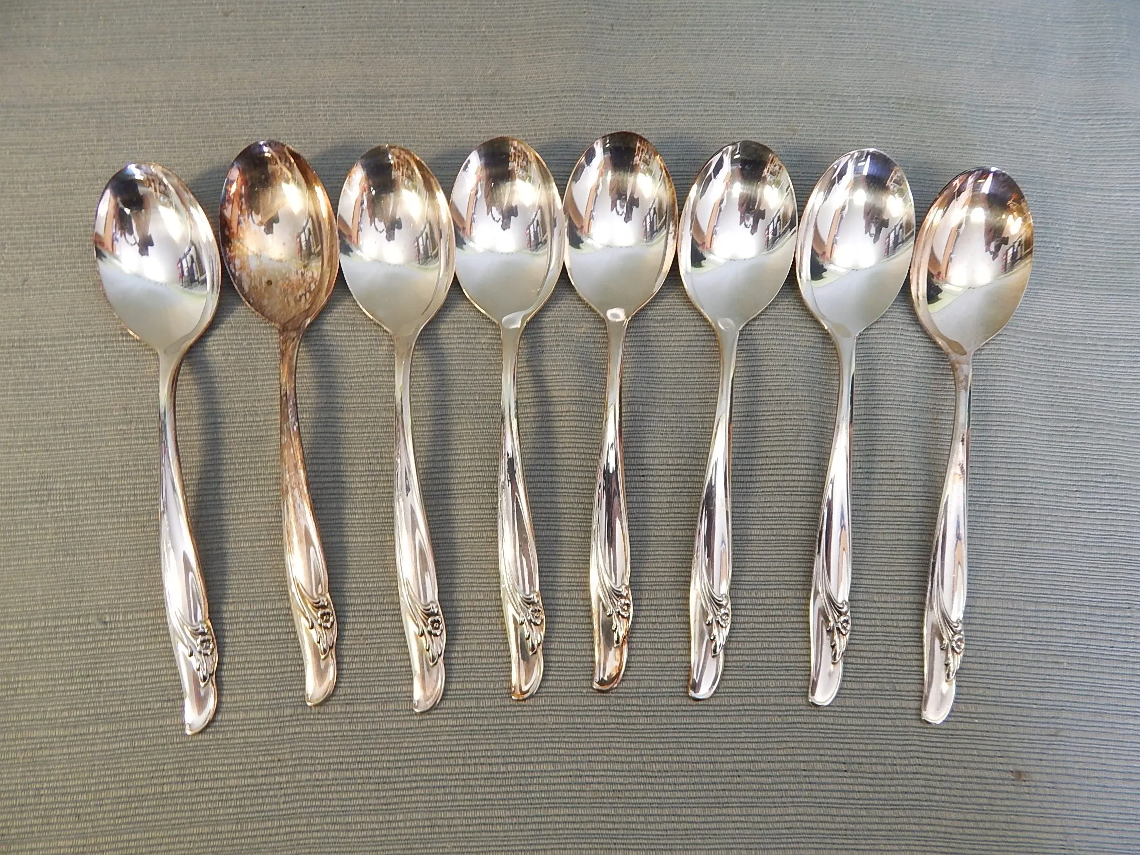 Rogers & Bros. Floral Pattern Silver-plated Flatware - 66 Pieces